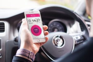 Evita Multas y Ahorra Tiempo: Uso Efectivo de las Apps de Parquímetro